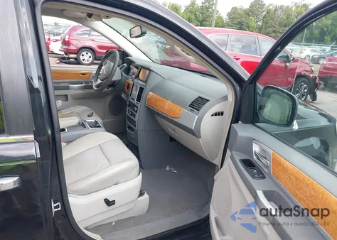 2008 Chrysler Town & Country Limited from USA, damaged, VIN 2A8HR64X48R635767